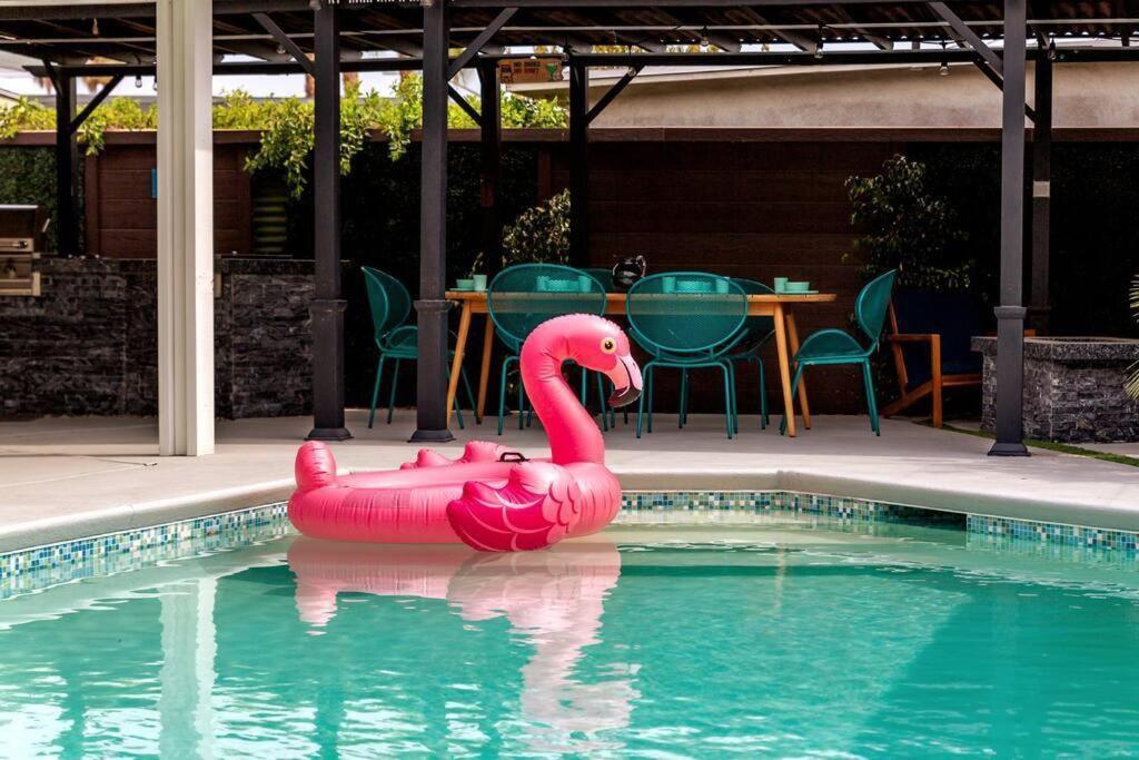 Mid-Century Gem - Pool Jacuzzi & Secret Bedroom Palm Springs Exterior photo